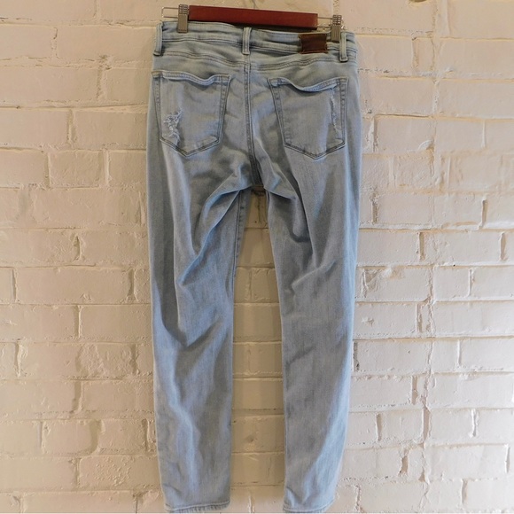 Lucky Jeans Light Wash Lolita Distressed Cropped Skinny Jeans Size 4/27 - Picture 3 of 11